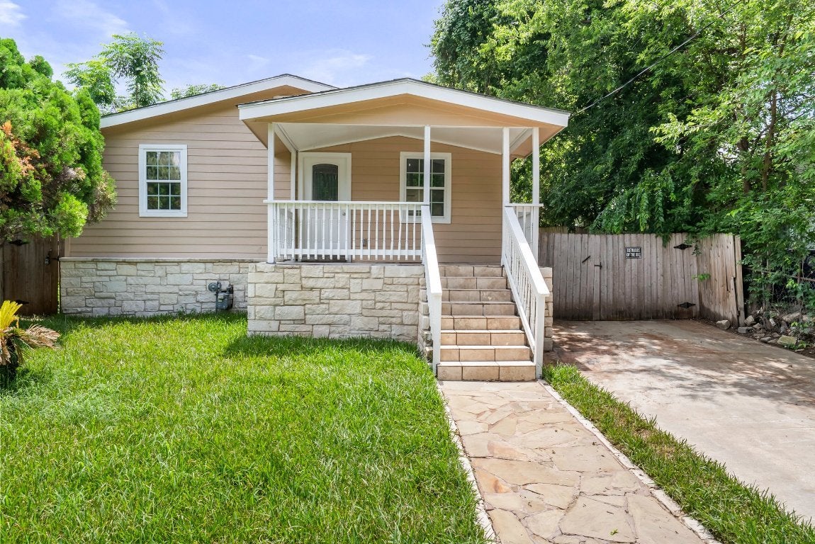 Photo of Listing #7661893