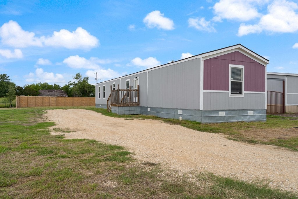 Photo of Listing #2090115