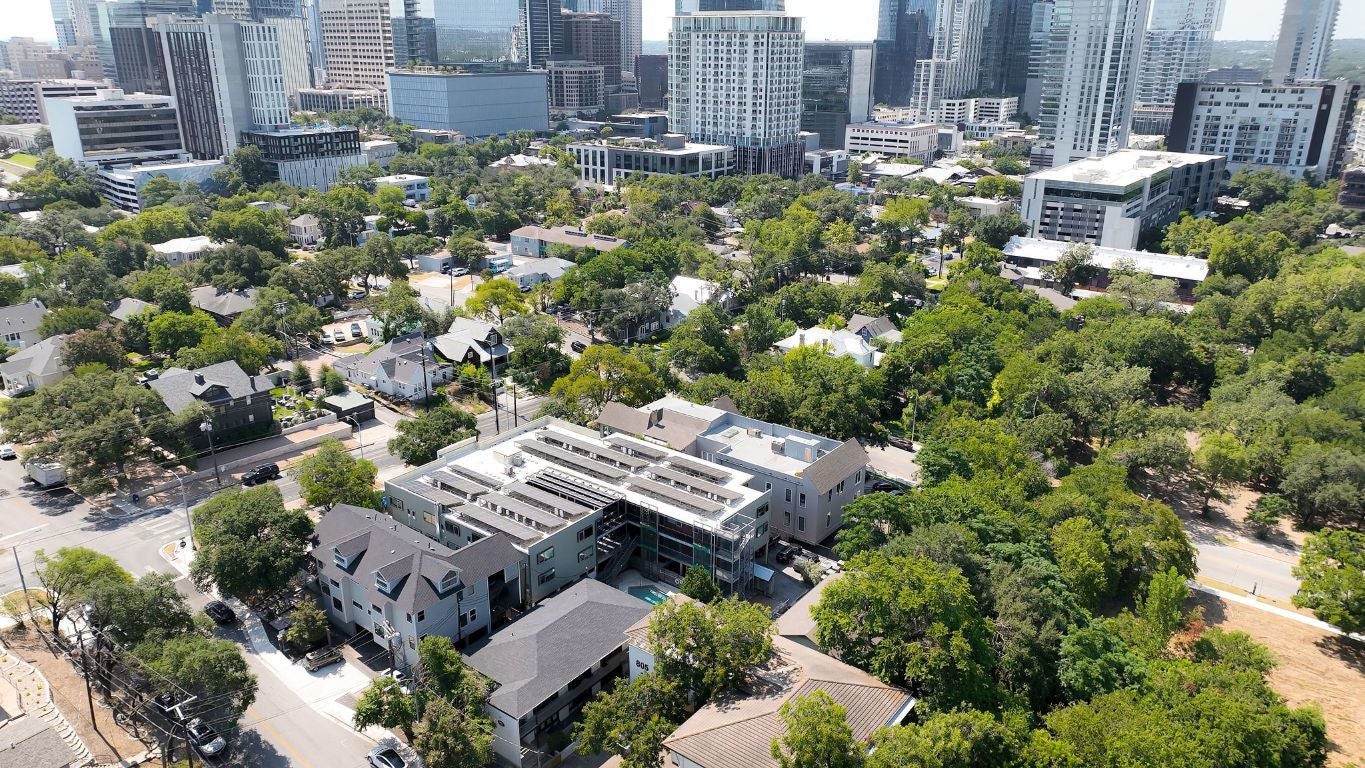 Photo of Listing #8417652