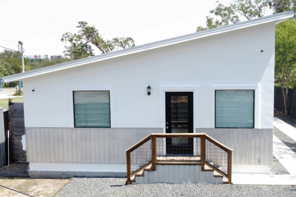 Photo of Listing #5681406