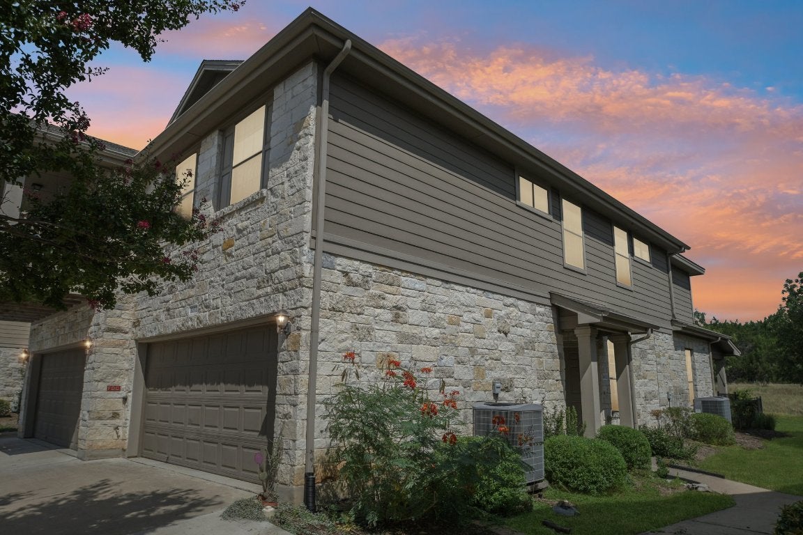 Photo of Listing #5997823