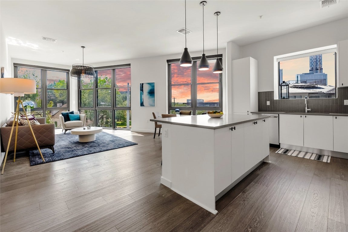 Photo of Listing #9399511