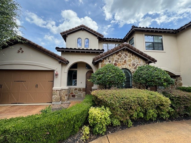 Photo of Listing #8453917