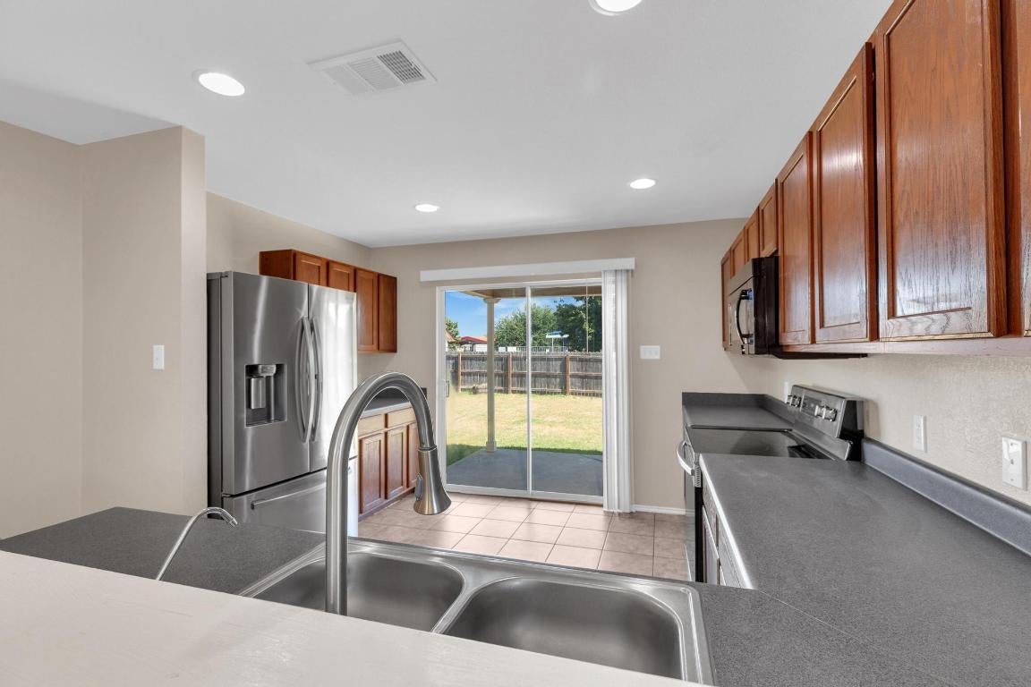 Photo of Listing #8263476