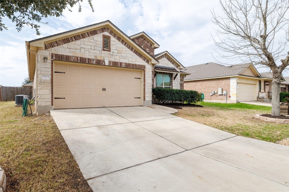 Photo of Listing #5695347