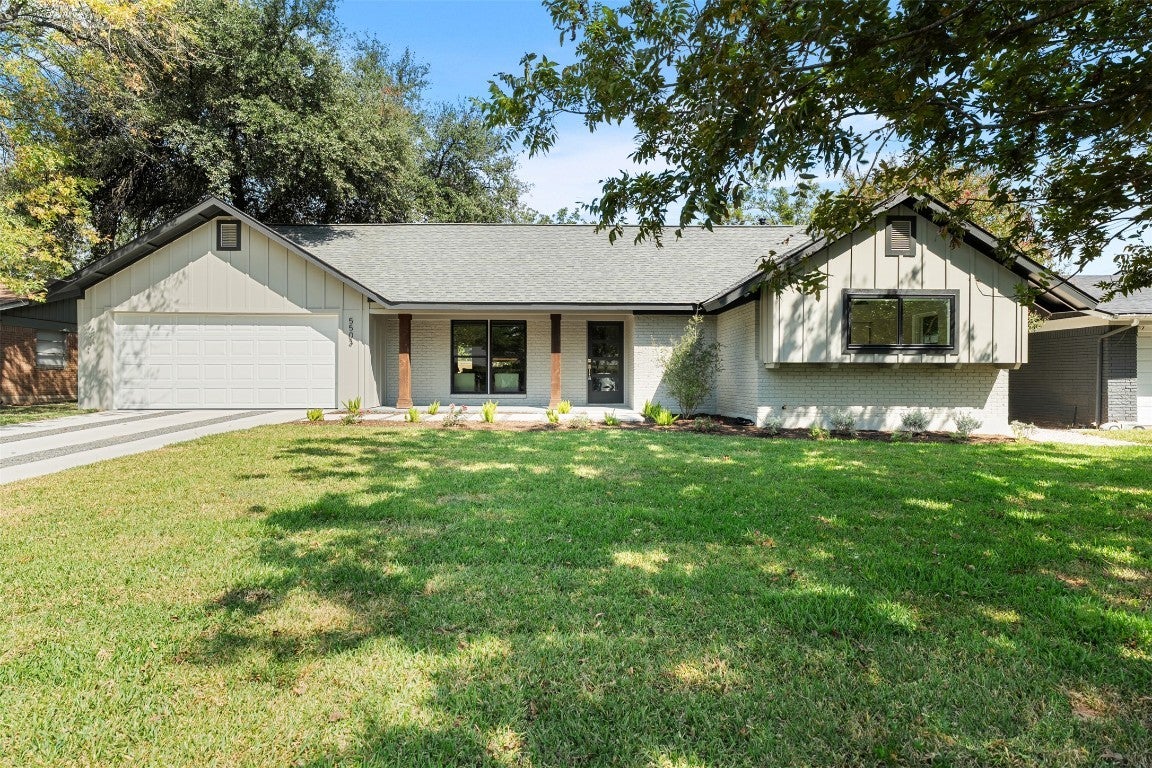 Photo of Listing #9028692