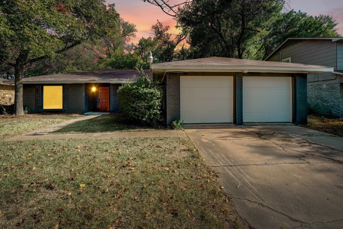 Photo of Listing #3829738