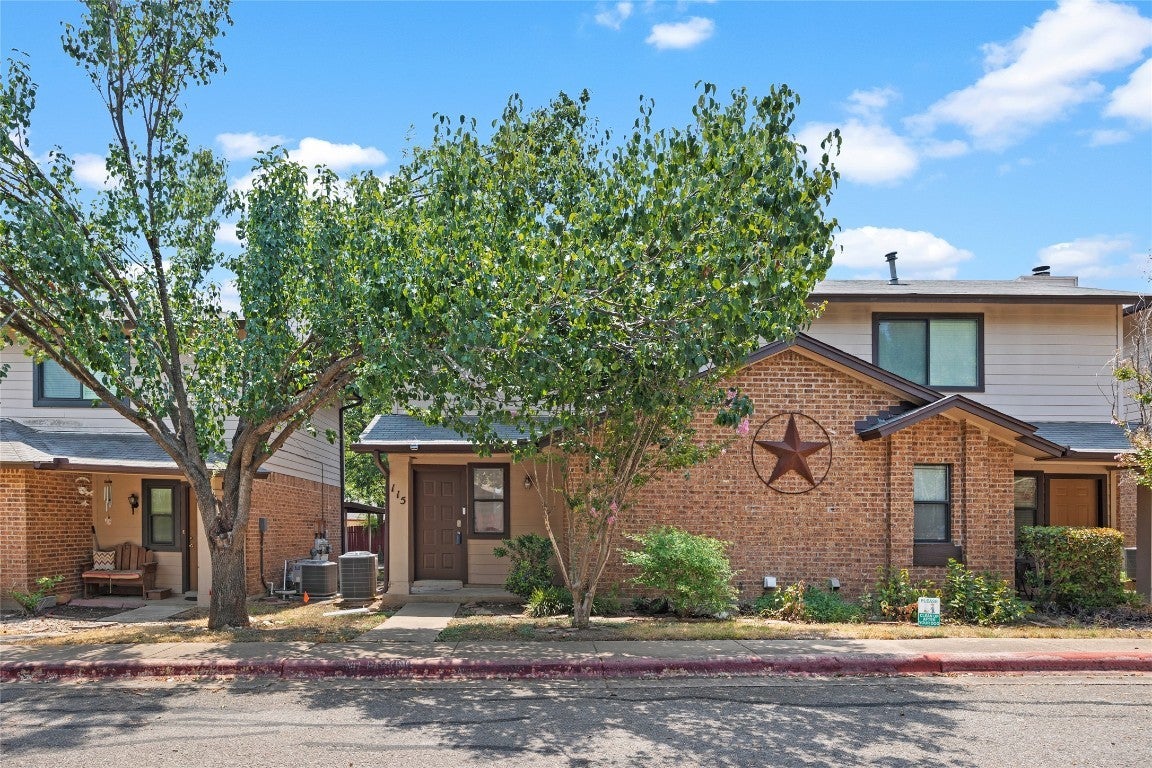 Photo of Listing #5912692