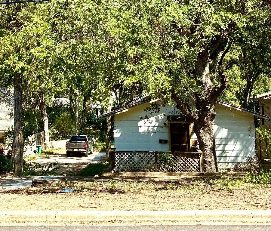 Photo of Listing #1481421