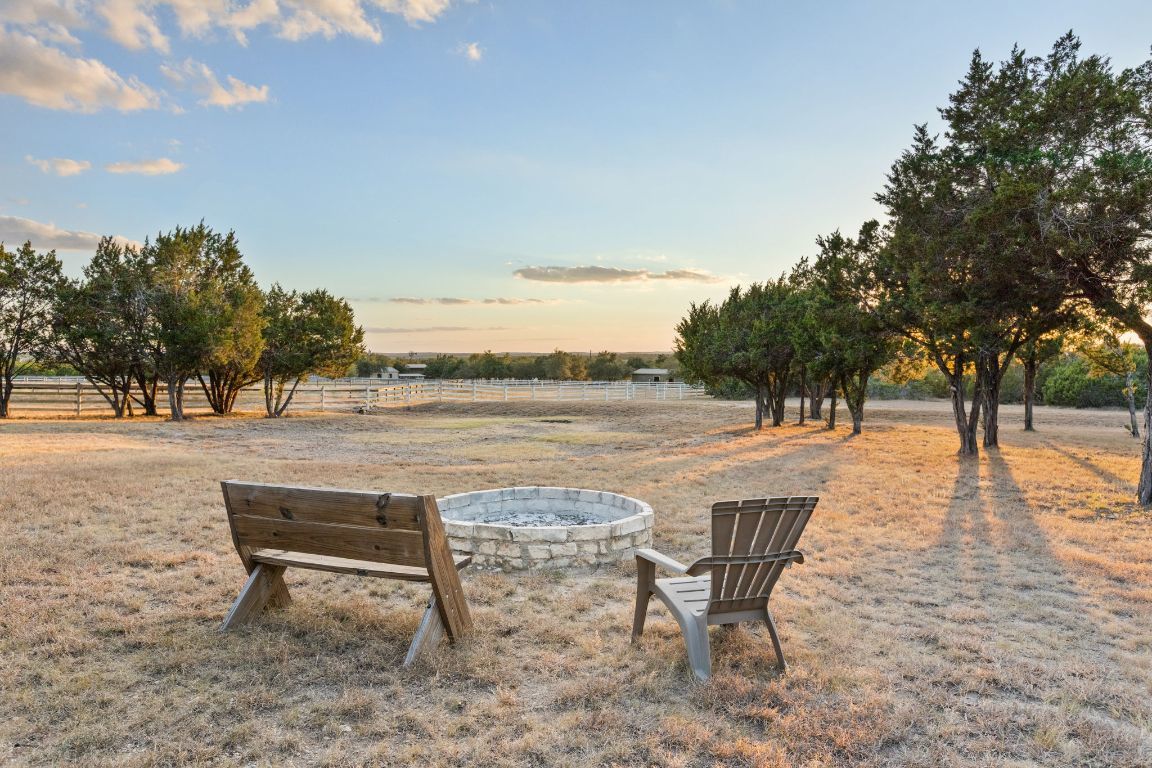 Photo of Listing #2409945