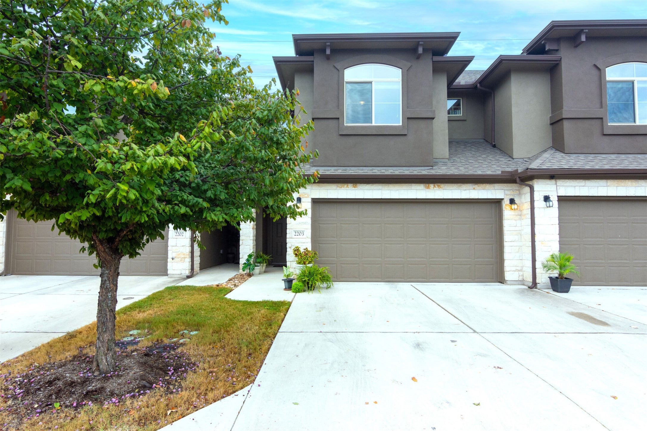 Photo of Listing #7644701