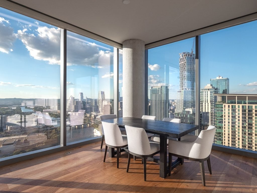 44 East Avenue 4303, Austin