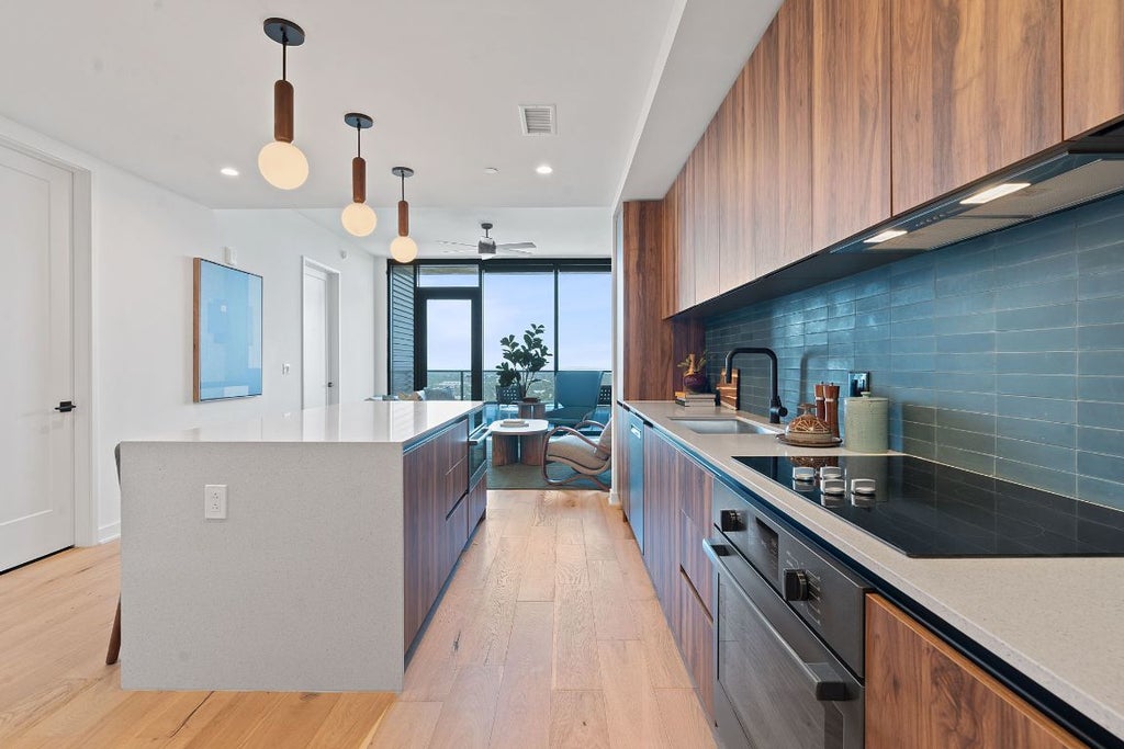 84 East Avenue 2105, Austin