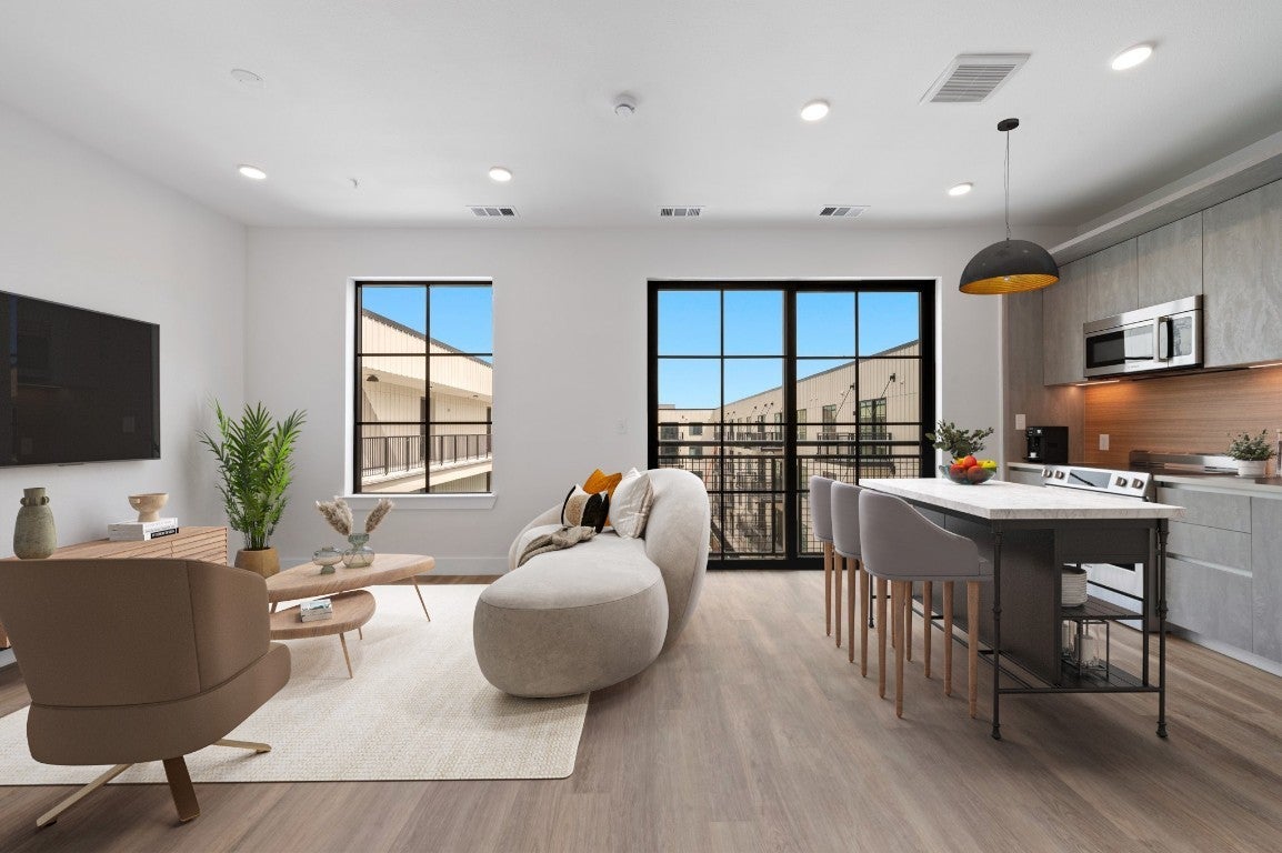 Photo of Listing #9513833