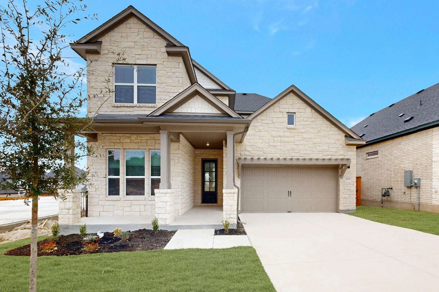 Photo of Listing #5915287