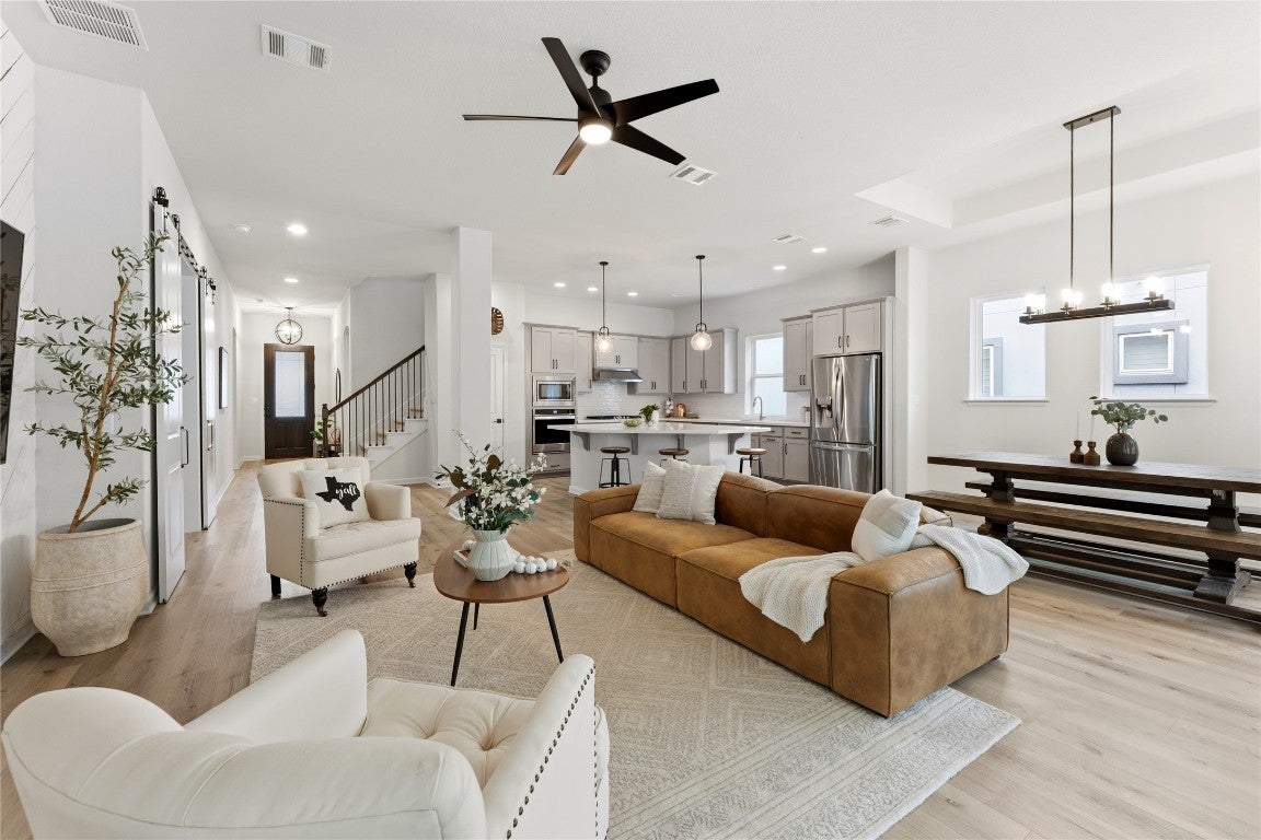 Photo of Listing #8684618