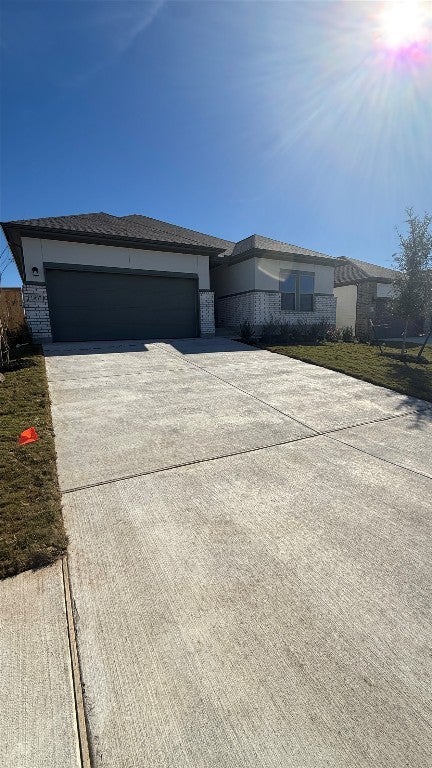 Photo of Listing #2128037