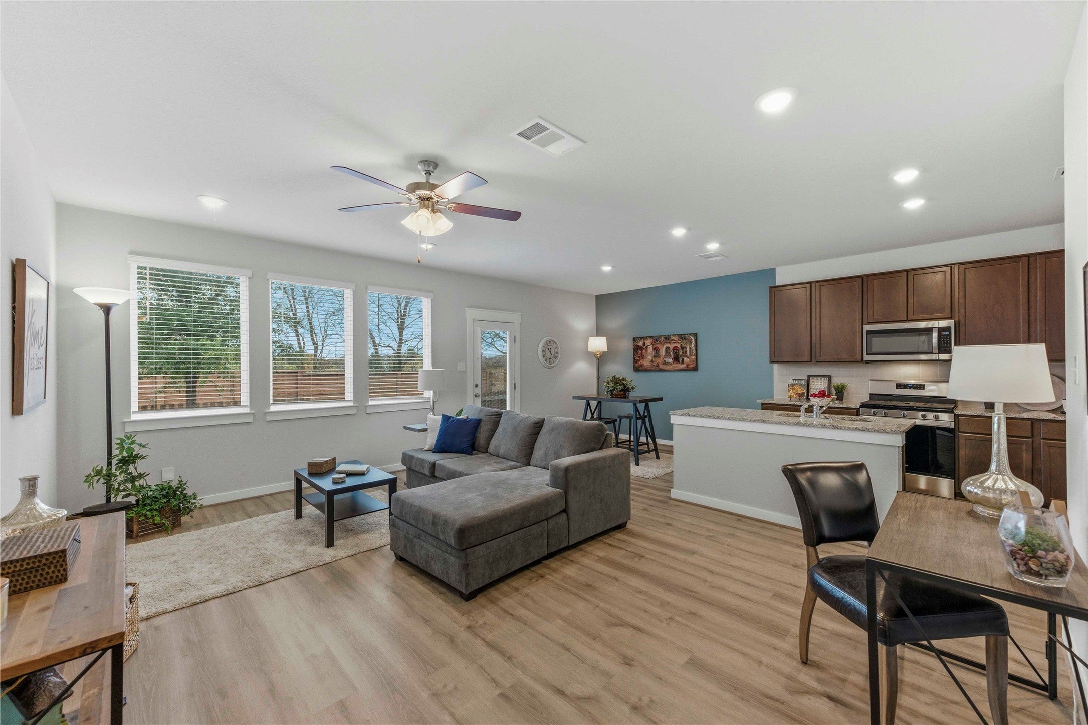 Photo of Listing #8125209