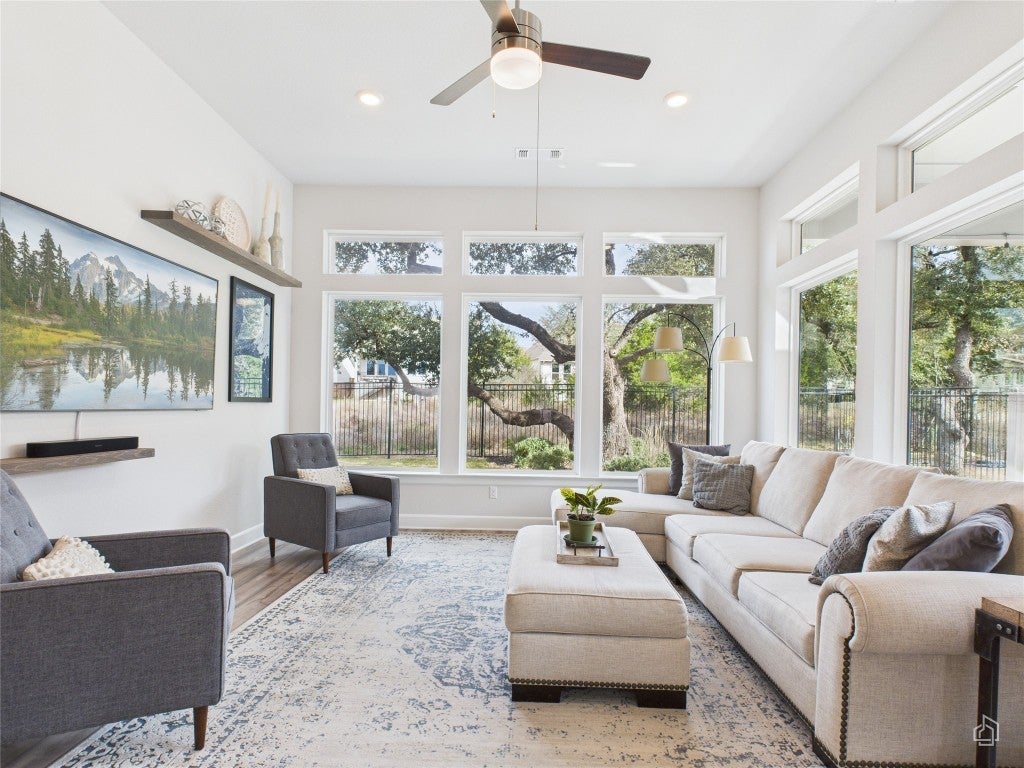 Photo of Listing #7123083