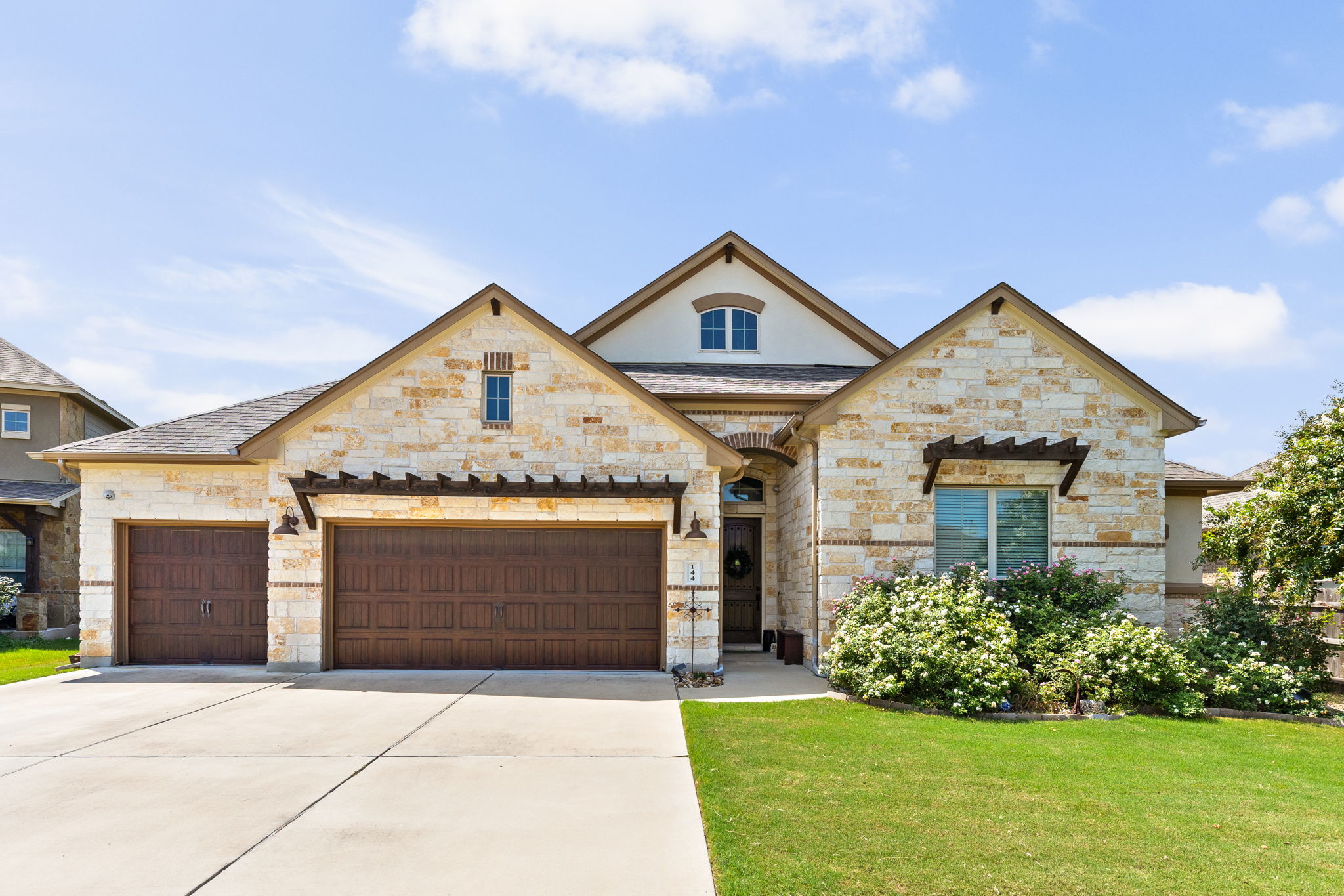 Photo of Listing #1351245