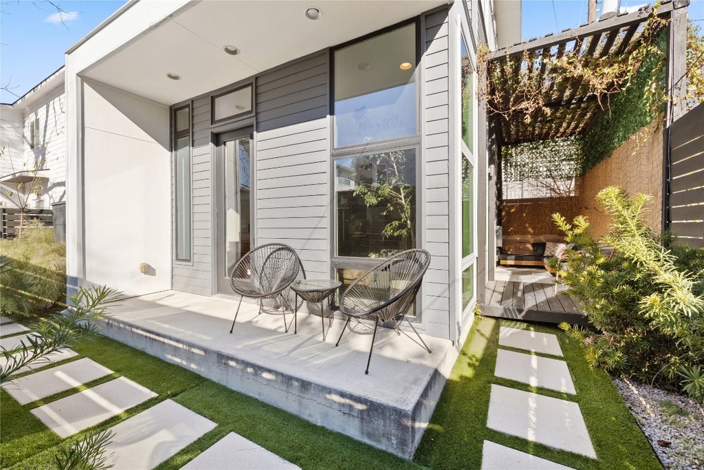 1904 E 17th Street B, Austin