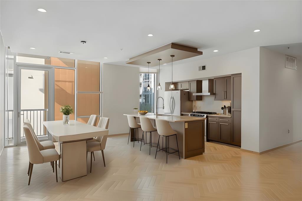 1600 Barton Springs Road 5301, Austin