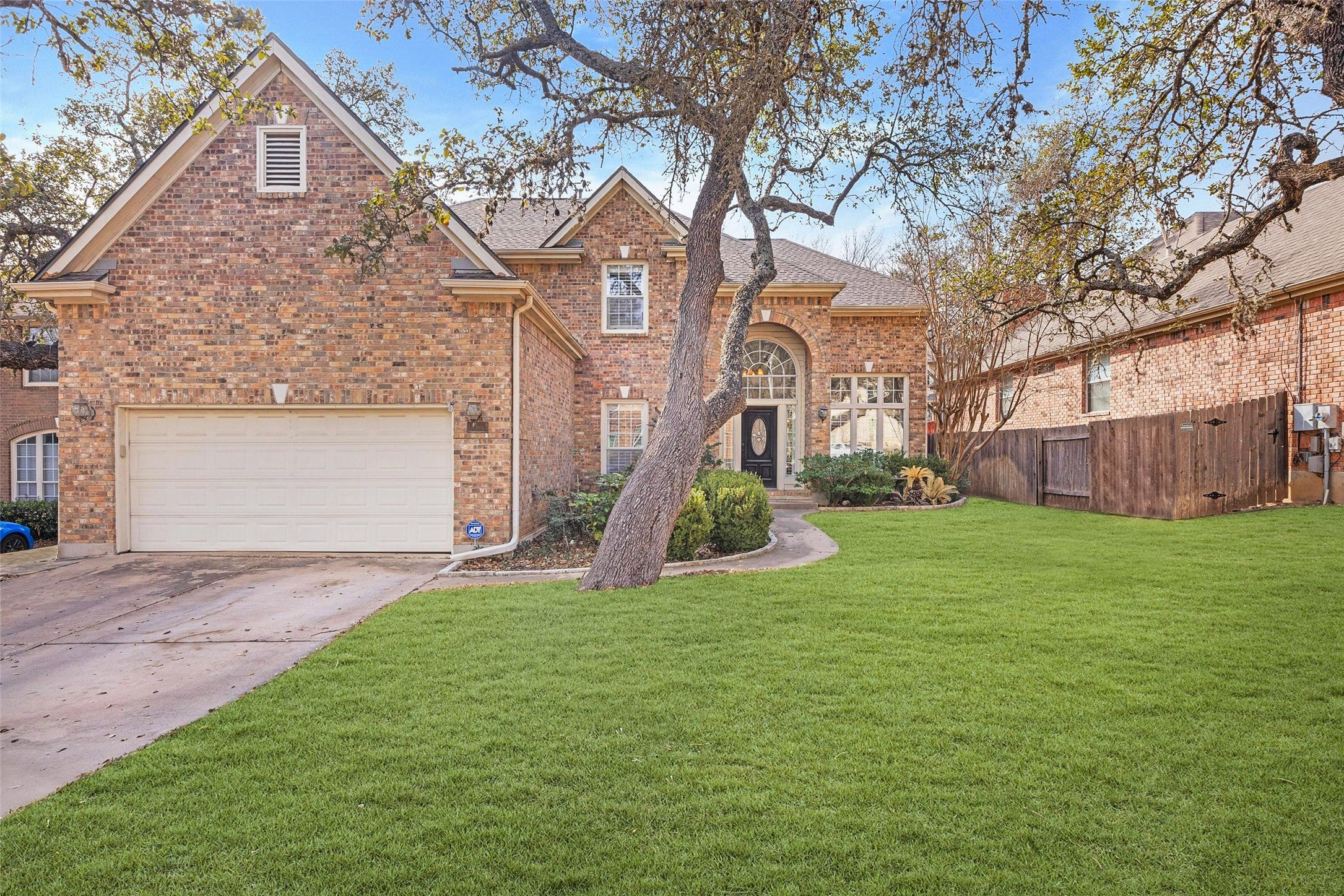 Photo of Listing #3500469