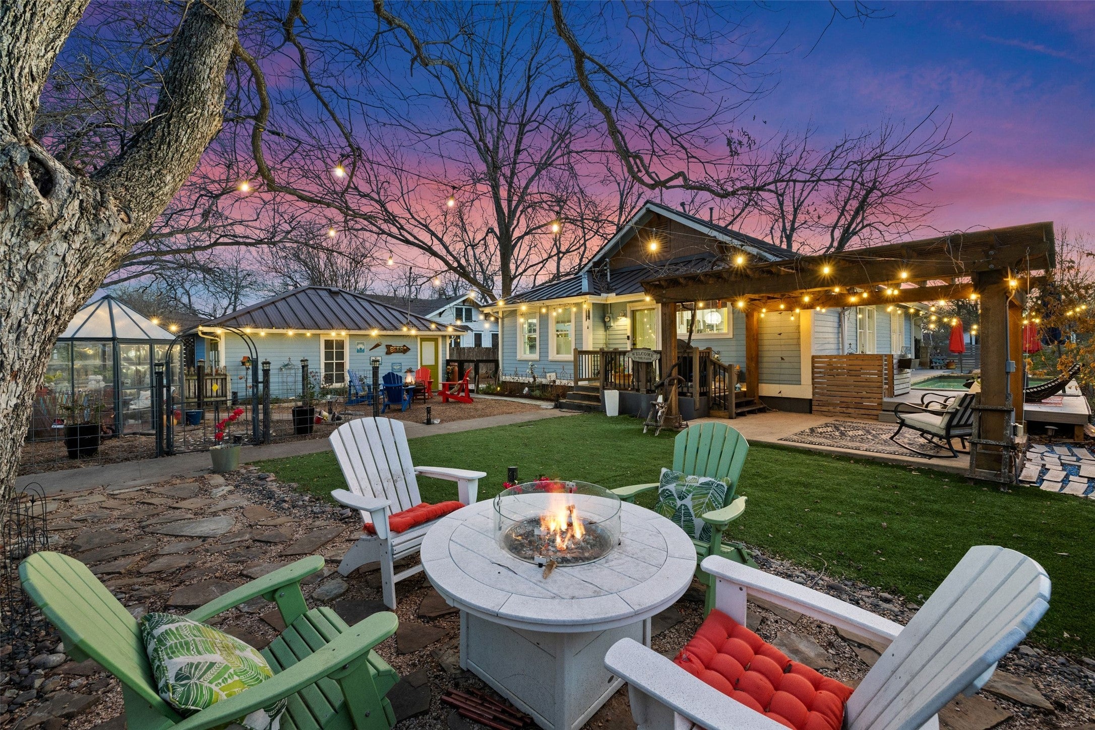 Photo of Listing #5379924