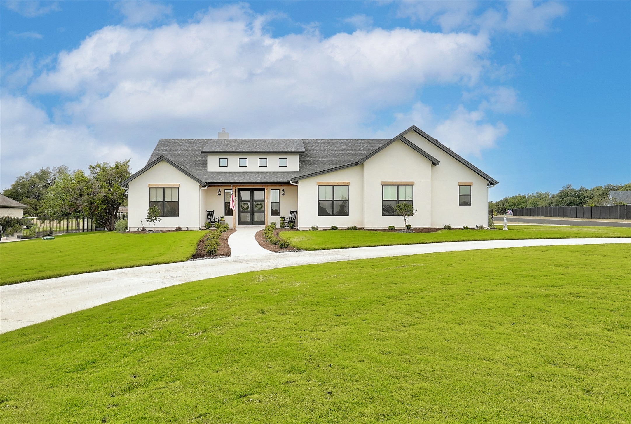 Photo of Listing #2026781