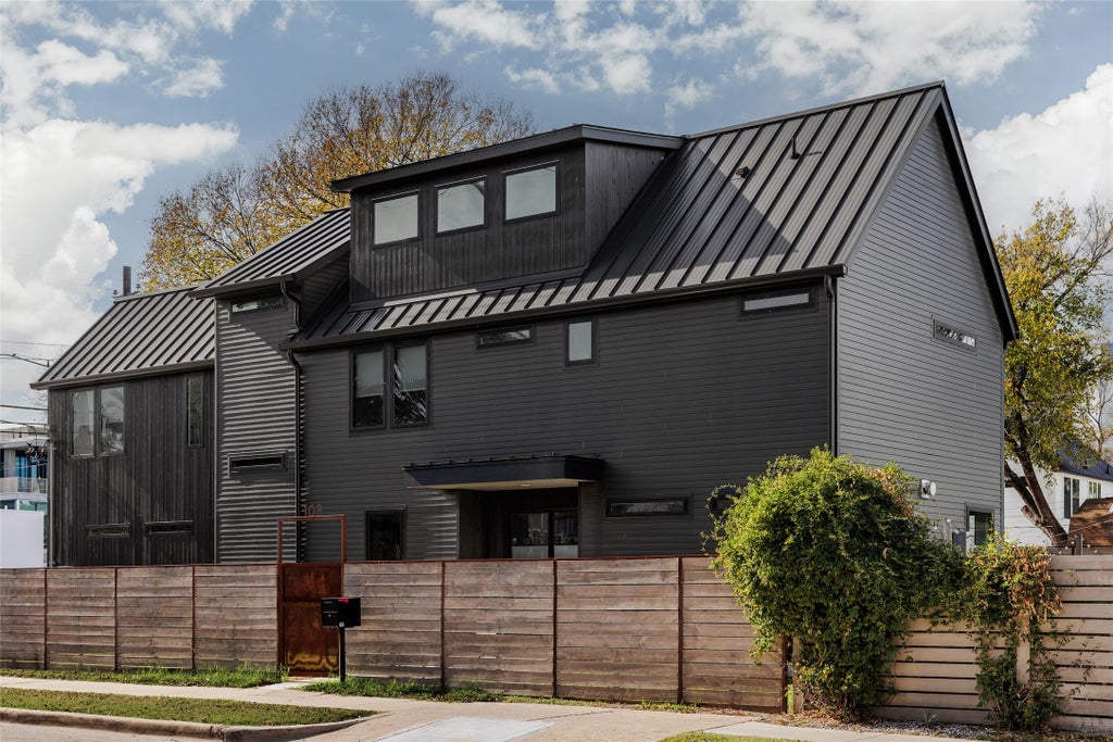 108 Comal Street, Austin