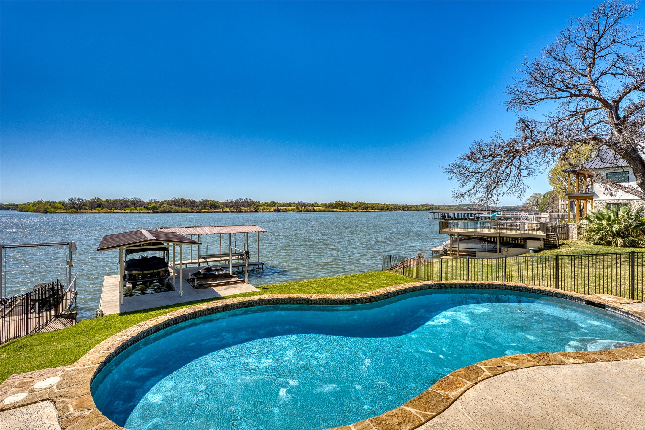 Photo of Listing #1056510