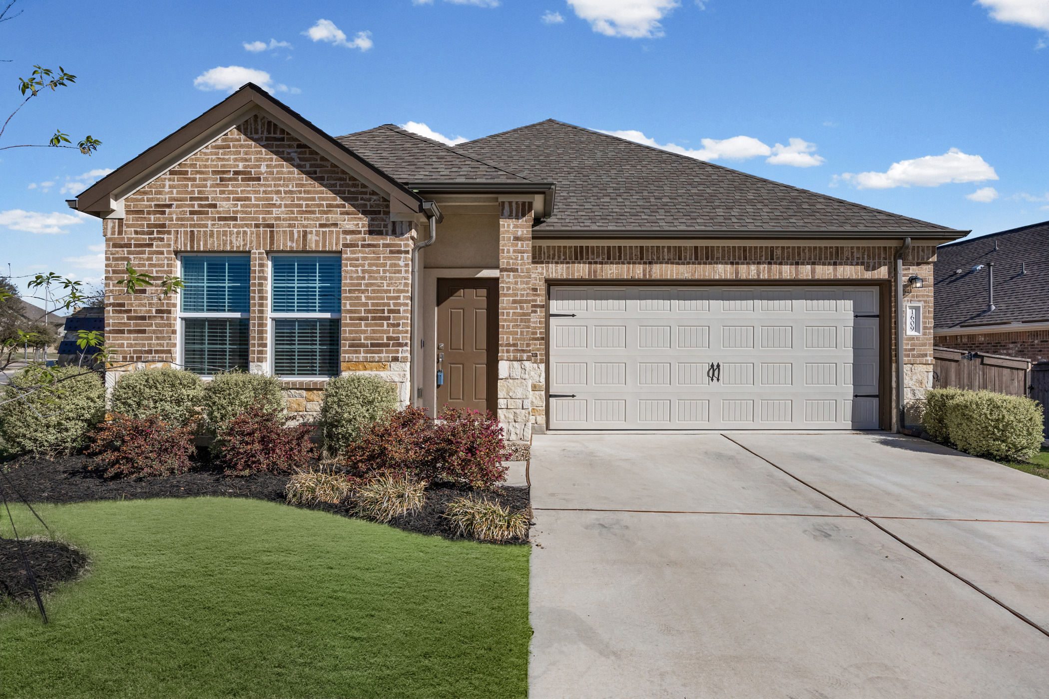 Photo of Listing #9464665