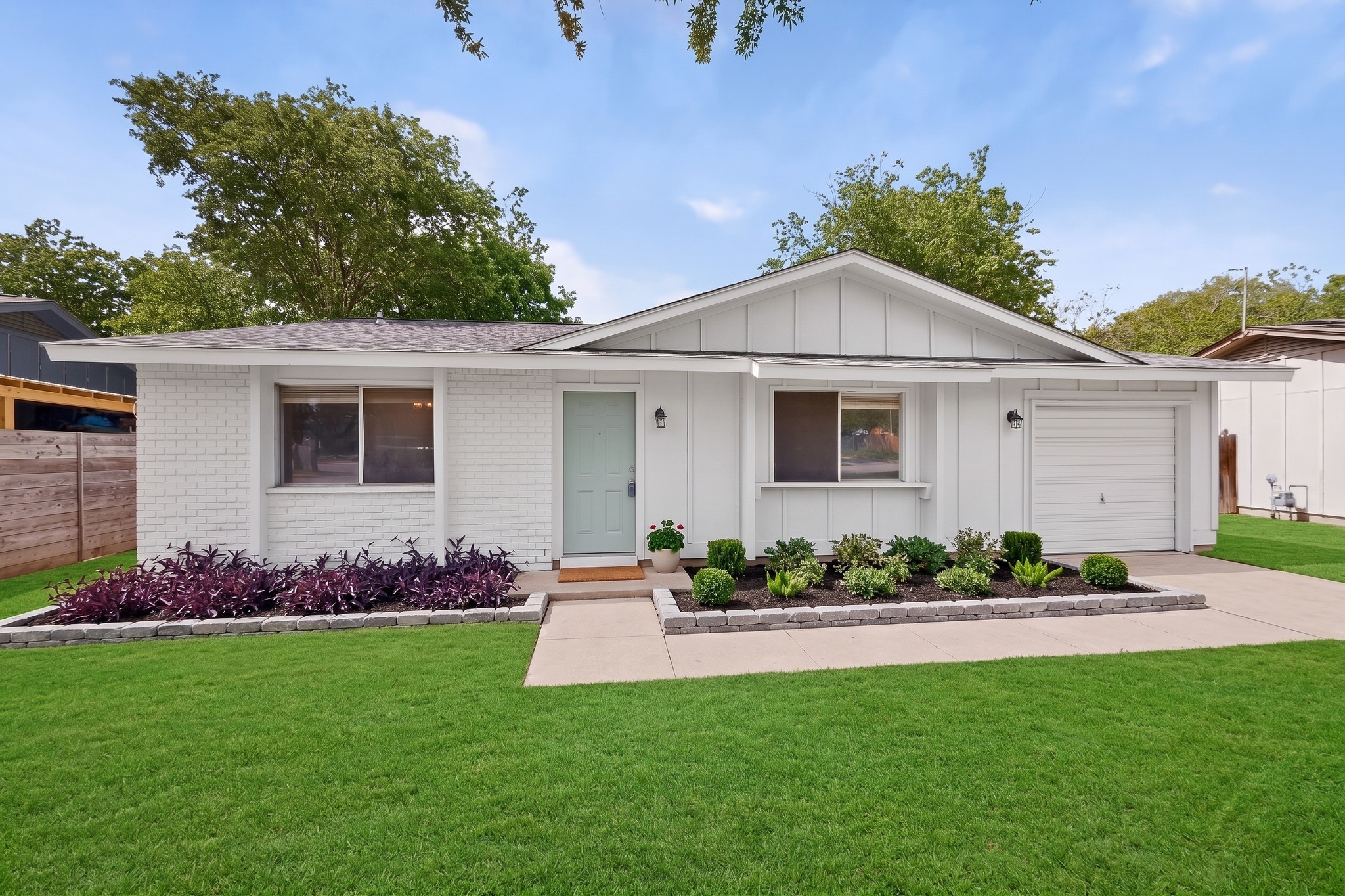 Photo of Listing #3096594