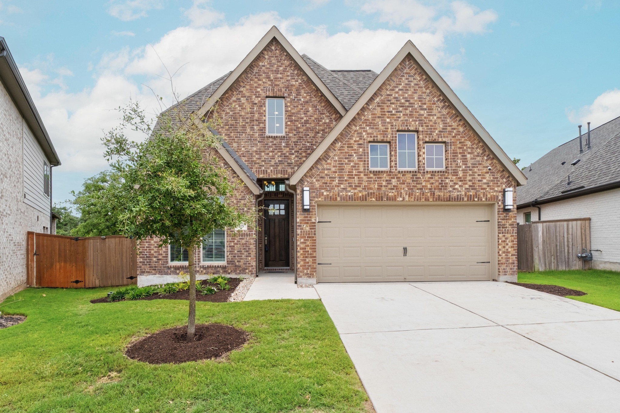 Photo of Listing #3428057