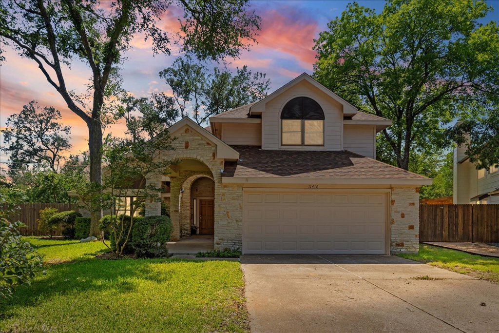Photo of Listing #4902901