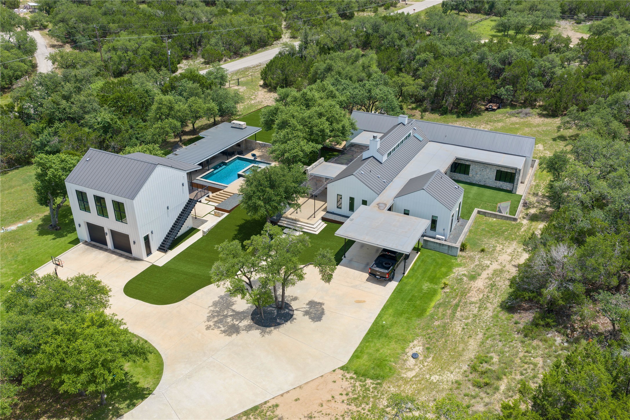 Photo of Listing #1112536