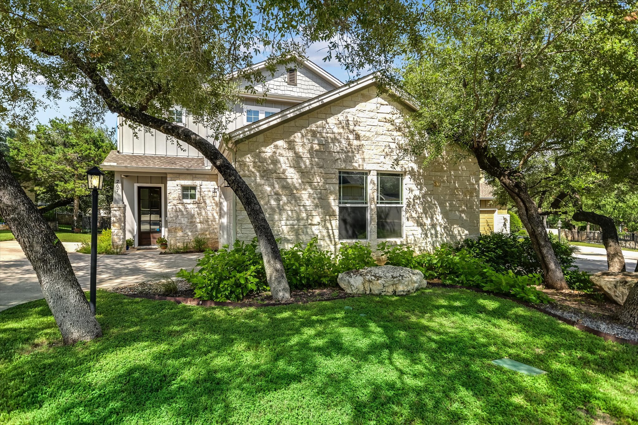 Photo of Listing #5329880
