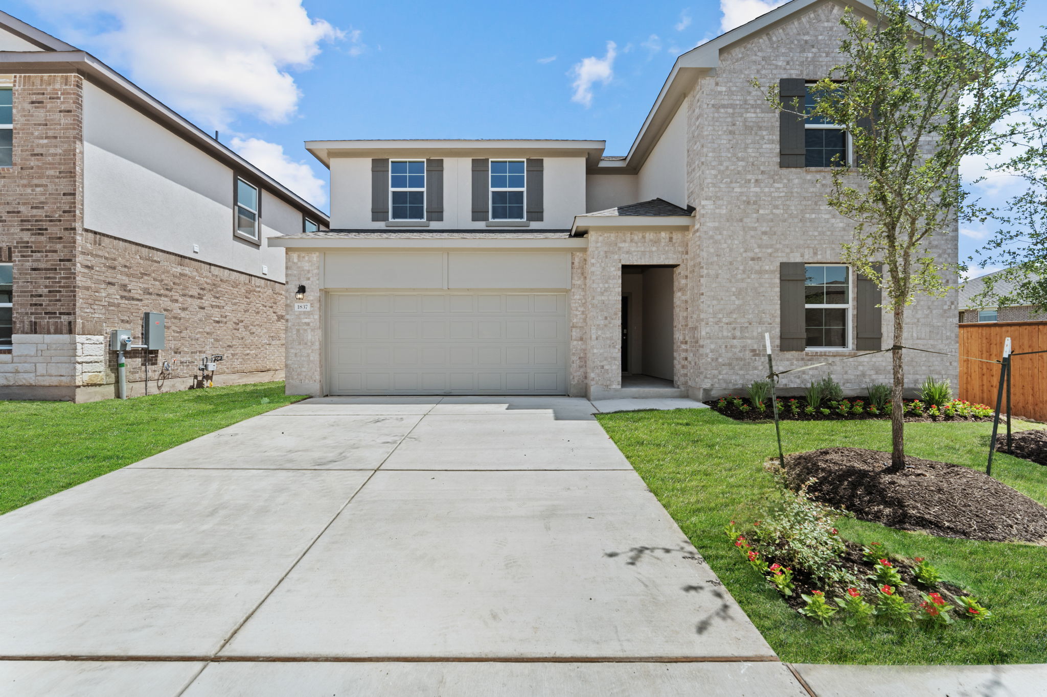 Photo of Listing #1133416