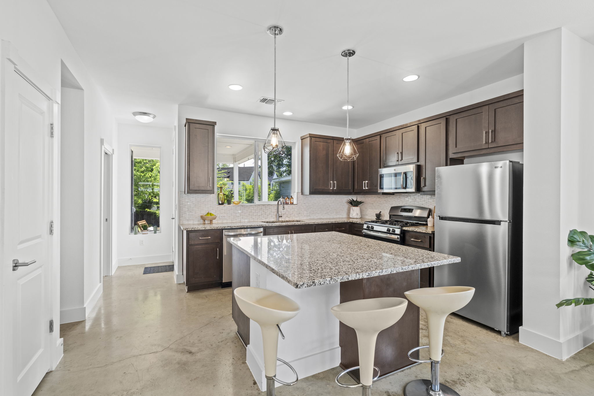 Photo of Listing #1644195