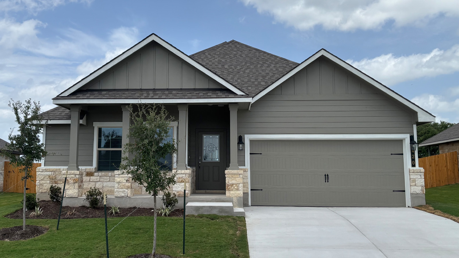 Photo of Listing #2559362