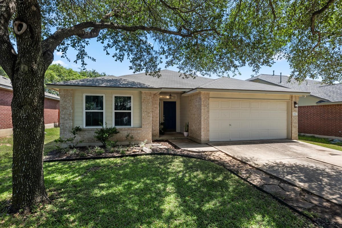 Photo of Listing #2928540