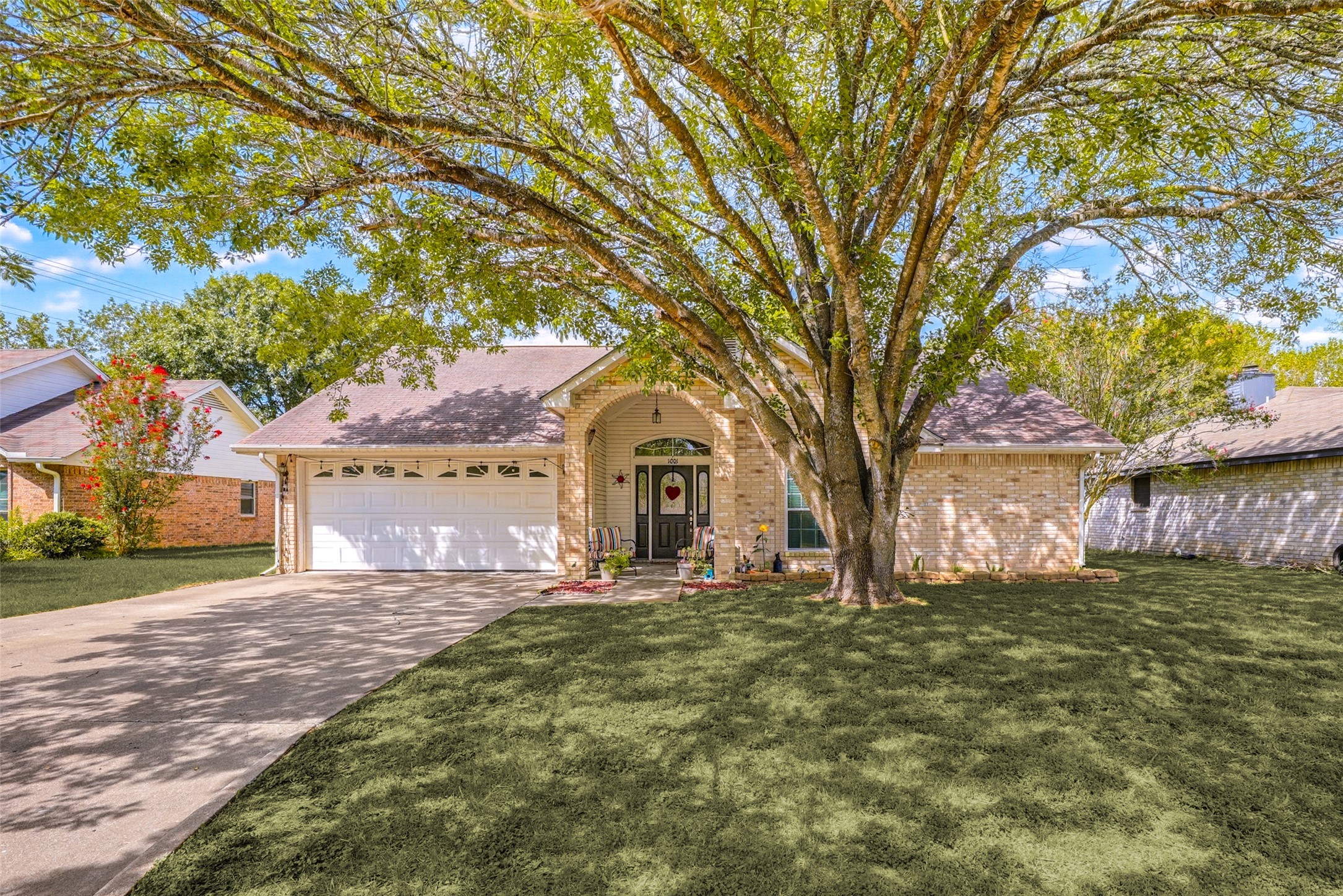 Photo of Listing #4986200
