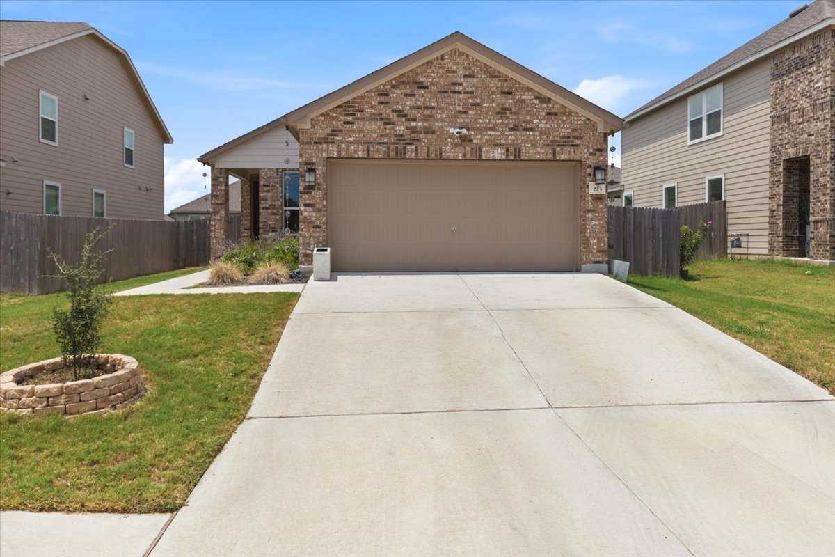 Photo of Listing #1452688