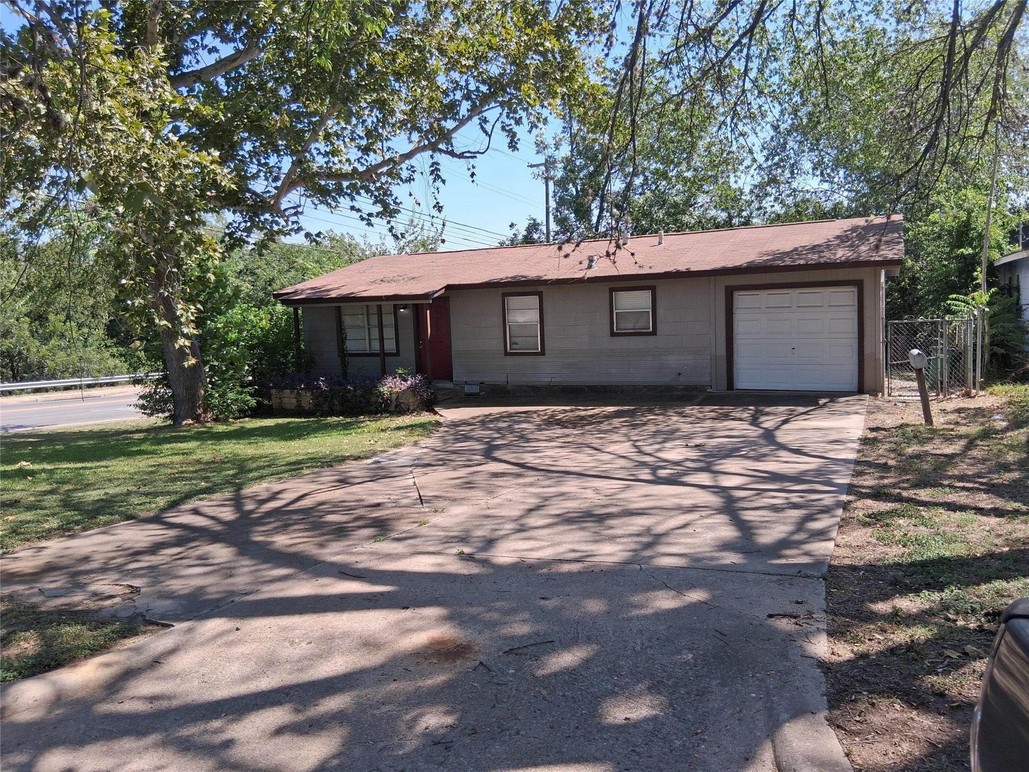 Photo of Listing #3382830