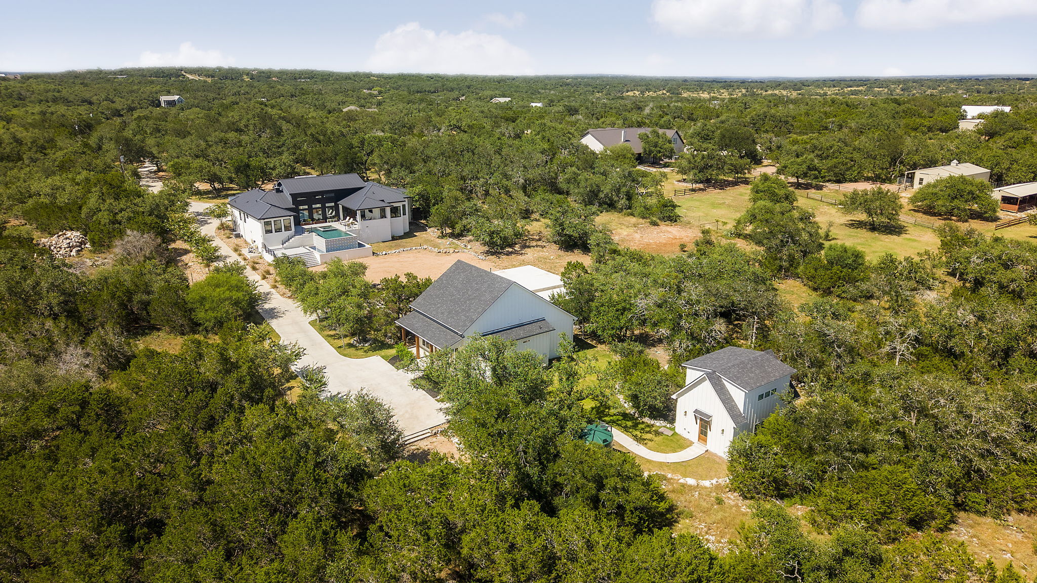 Photo of Listing #5745056