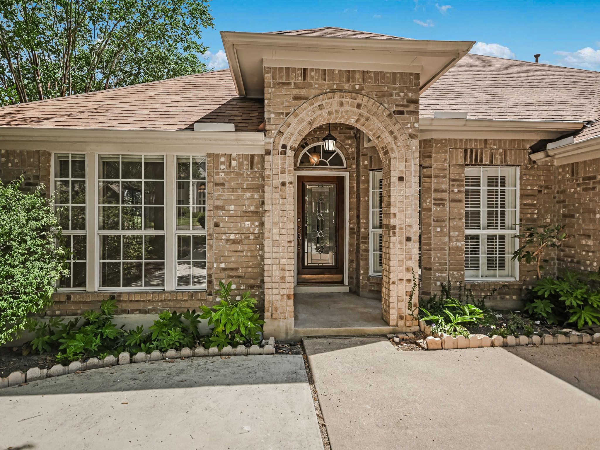 Photo of Listing #1126827