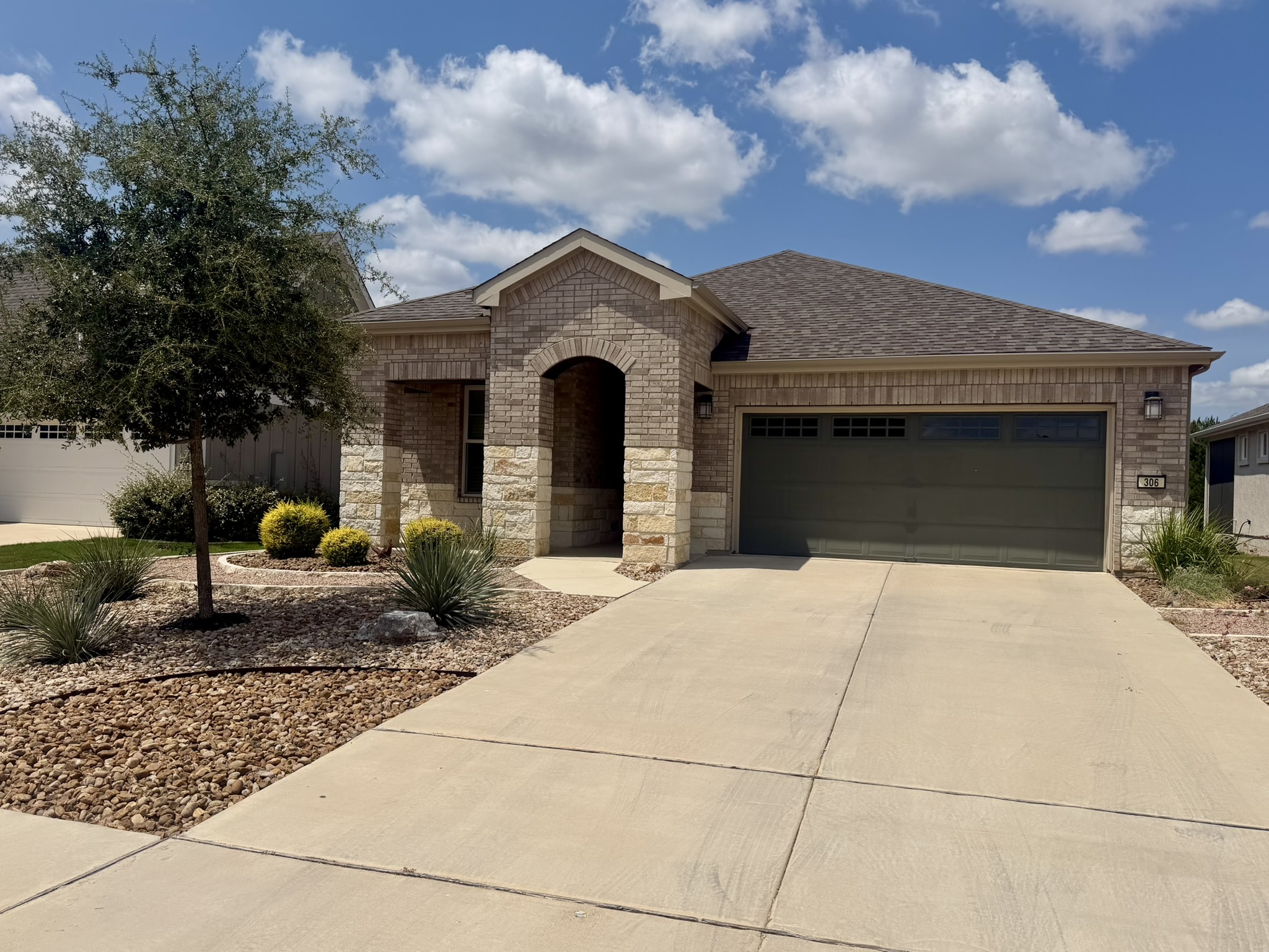 Photo of Listing #9069159