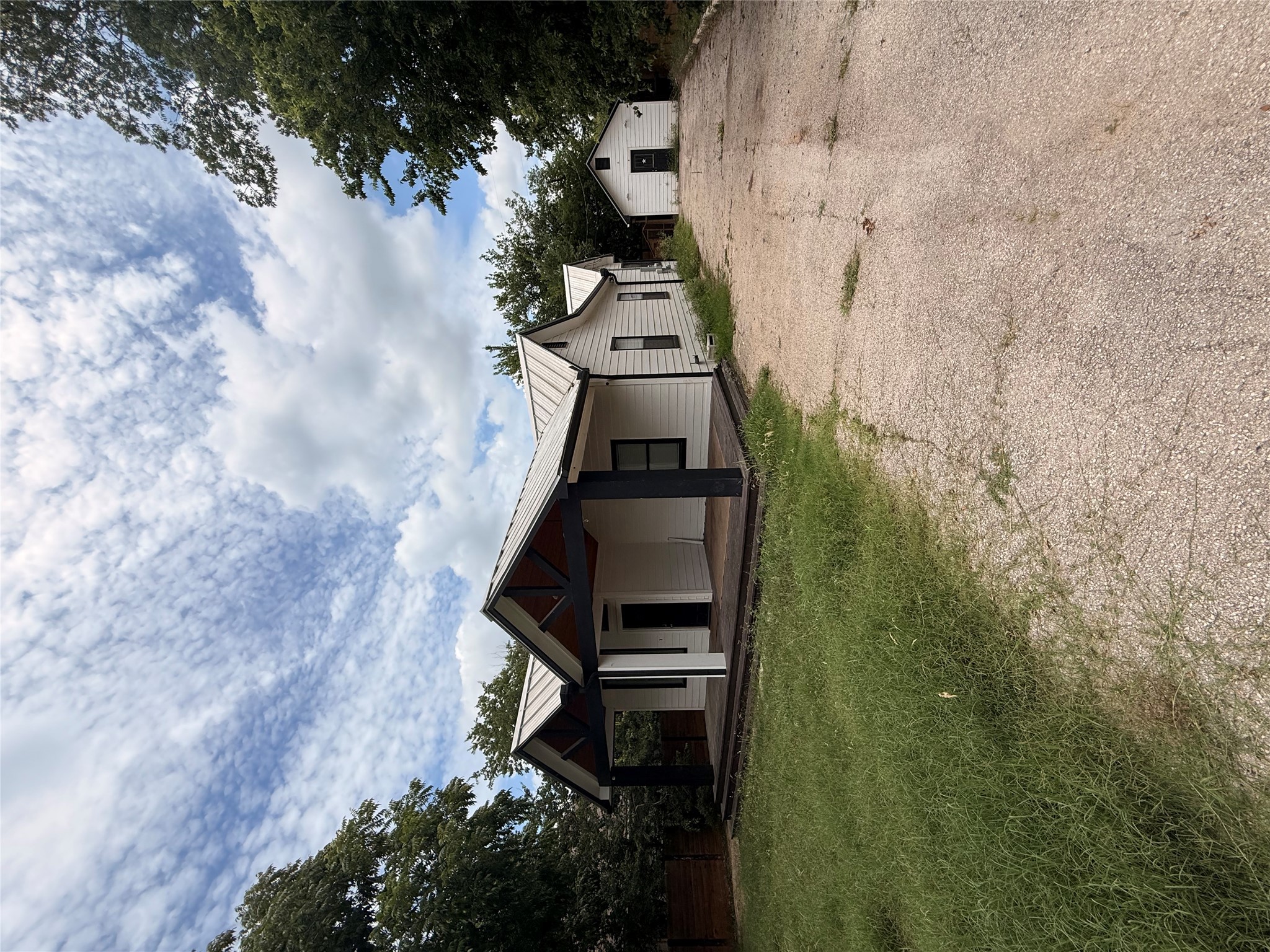Photo of Listing #4182411