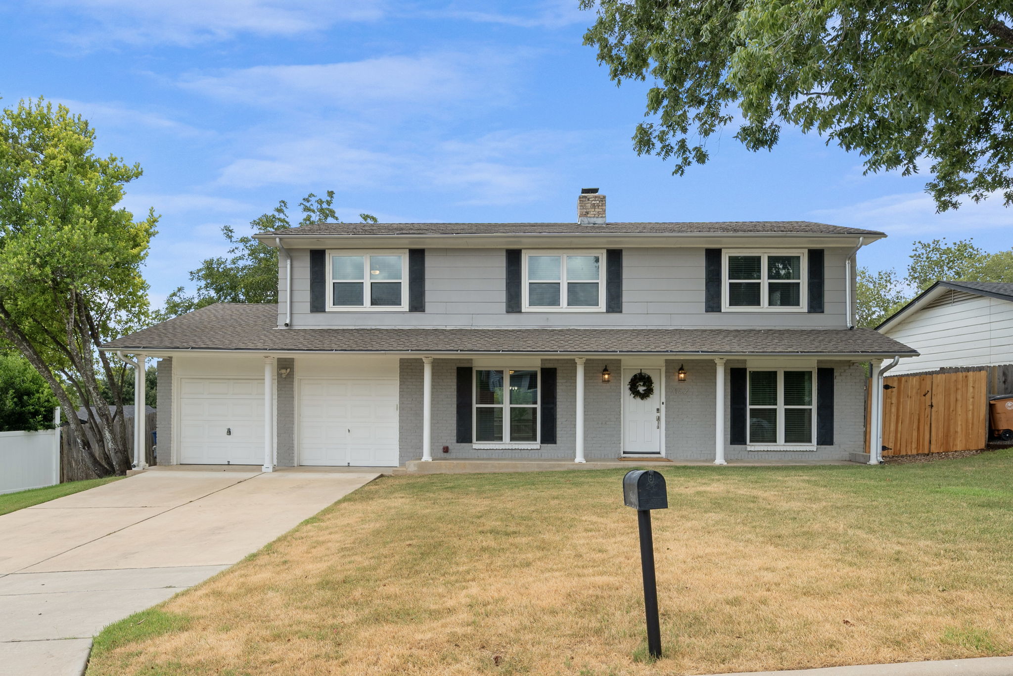 Photo of Listing #2593074