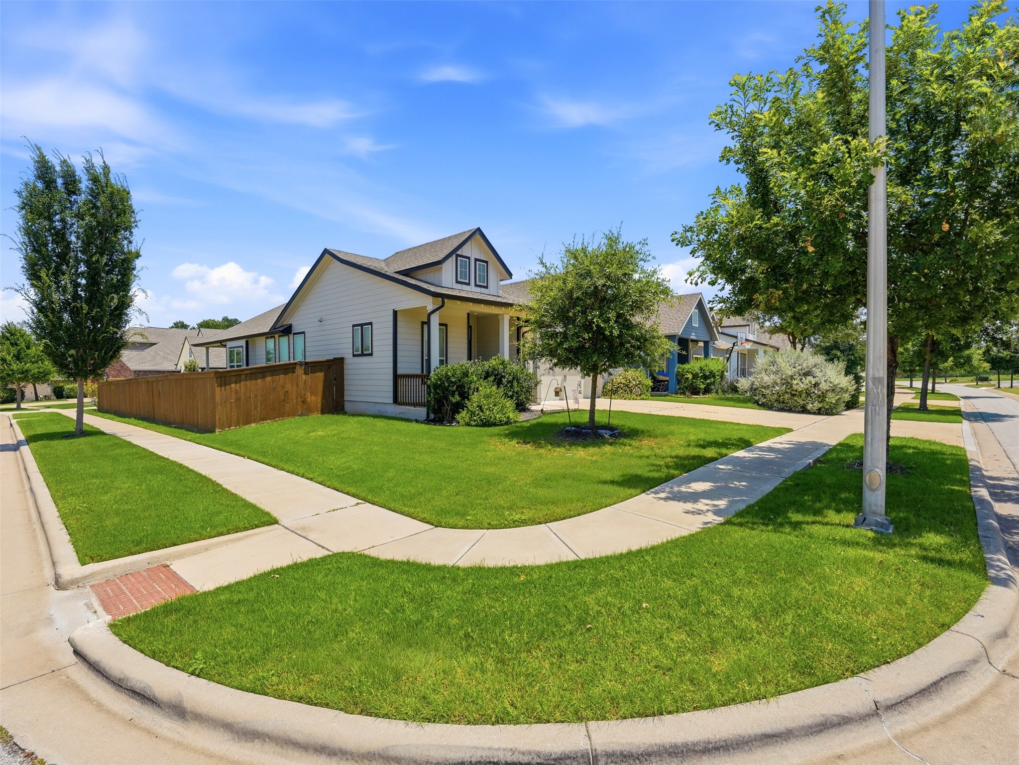 Photo of Listing #8083261